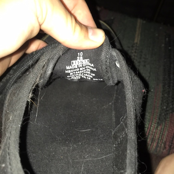 Old navy shoe size 10 new worn once or twice - Picture 3 of 3